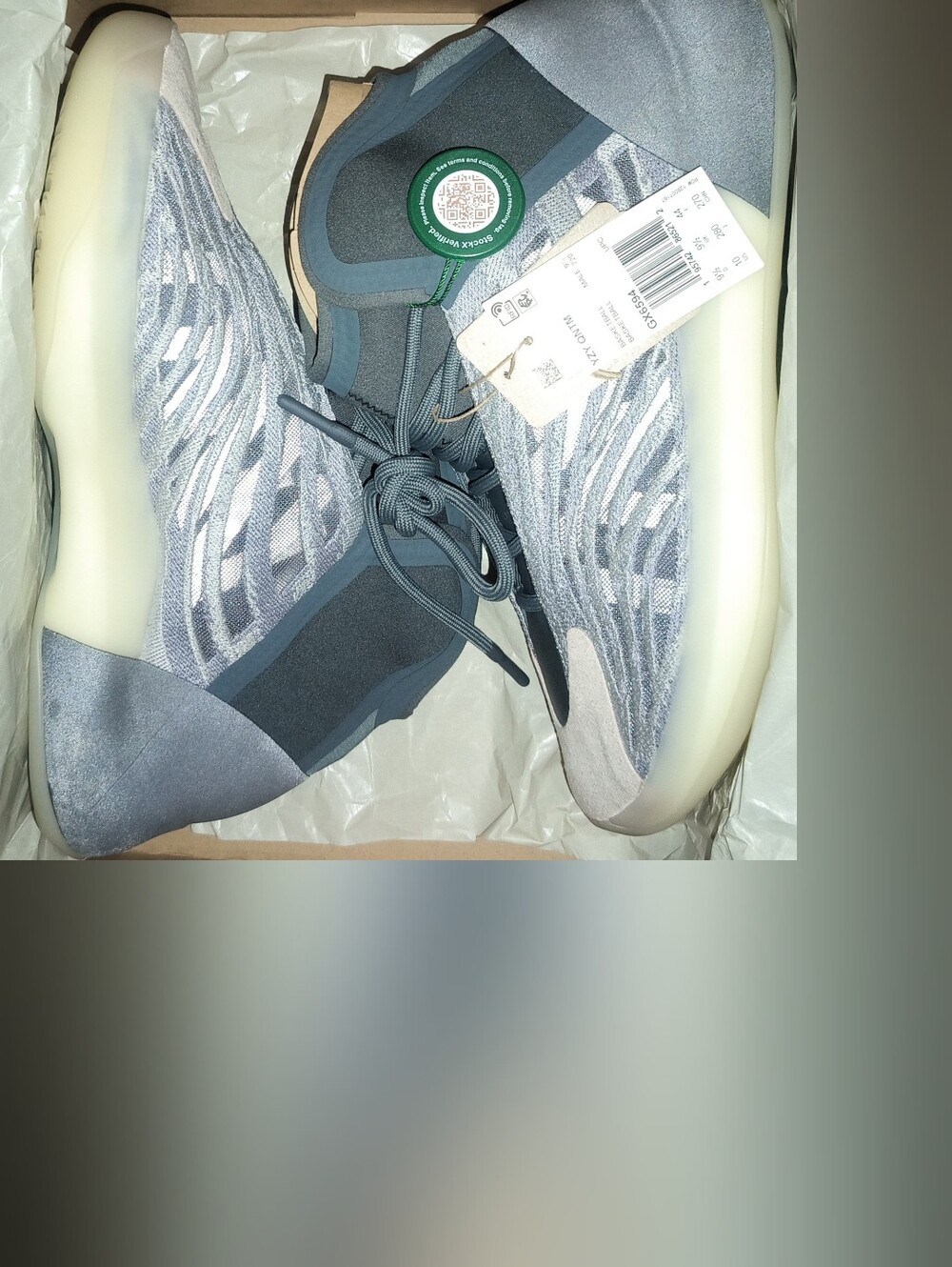 Adidas Yeezy QNTM Mono Carbon Size 10 M Slate Blue and Light Gray Brand New